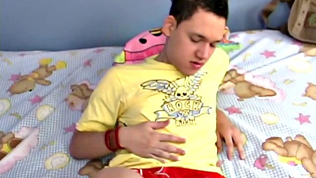 We look in on Latin twink Blasio, who is relaxed on his bed and ready to jerk off. The horny young man quickly gets naked and shows us his bubble butt before getting down to business.