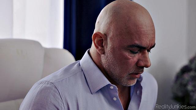 Big Dicks Tiny Chicks 10 - Summer Vixen