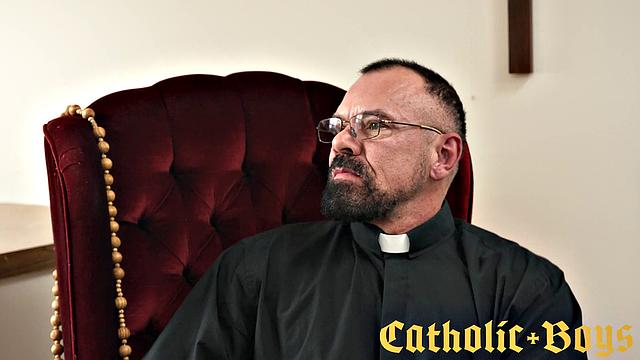 ALTAR BOY NOAH Chapter 3 - Noah's Guilty Conscience