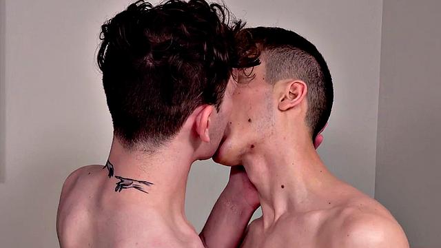 21yo real twink rimmed and breeded by BF in couple sex