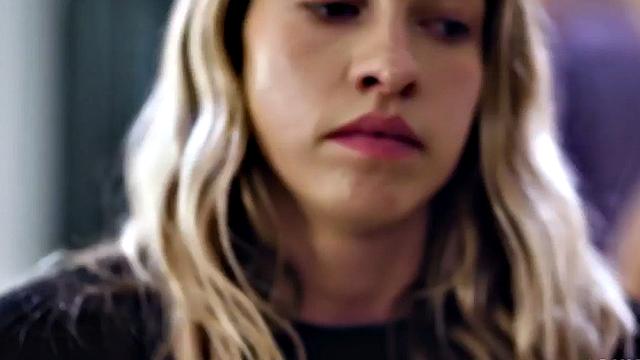 Lez dirty seduces naughty dyke bae while fingering