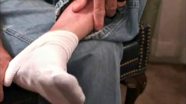 I really wanted to get more of David, as he shoots a great cum load, but he seems to have dropped out of sight. He's an ex-navy man who makes his living as a welder, but music and his guitar are his true passion.