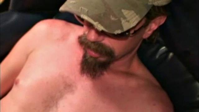 After only 24 hours in Atlanta, Vincent was introduced to me by Herman. As it turns out, he's traveling the US in search of a permanent home. This 43 year old is friendly and personable. He allows a little stimulation.