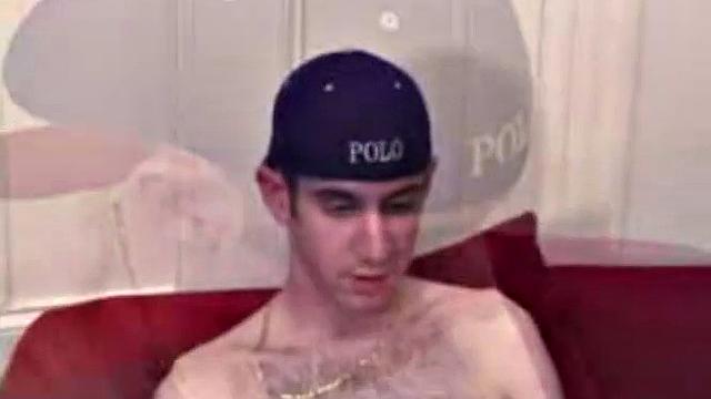 Amateur Beating Off With Toy