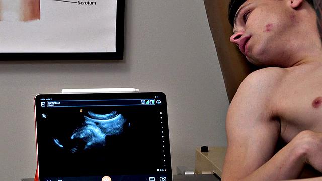 Tiny guy barebacked by hunk during ultrasound in infirmary