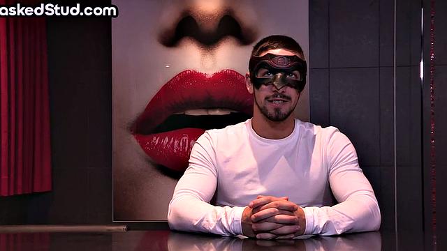 Real str8 masked jock with athletic body cums