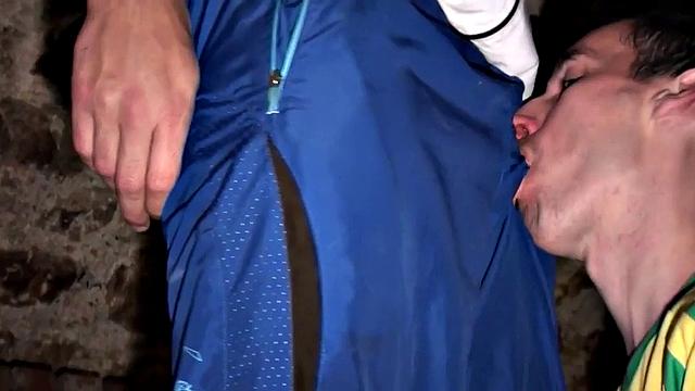 Assfingering top fucks bottom after cocksucking