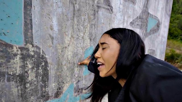 Picked up babe POV fucked outside after casting