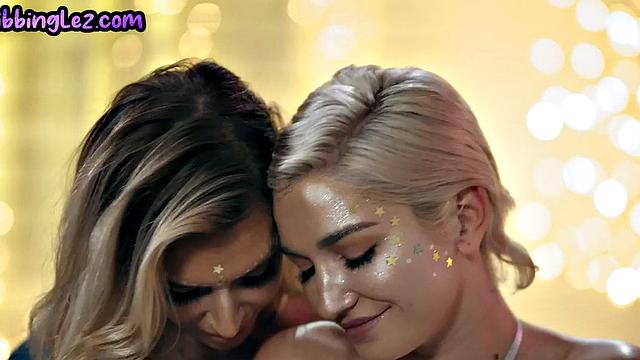 Glamorous tattooed dykes seducing pussy after party