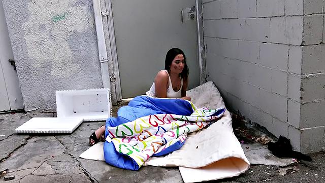 Curvy Brunette Sucks Cock in a Ride & Tats Show