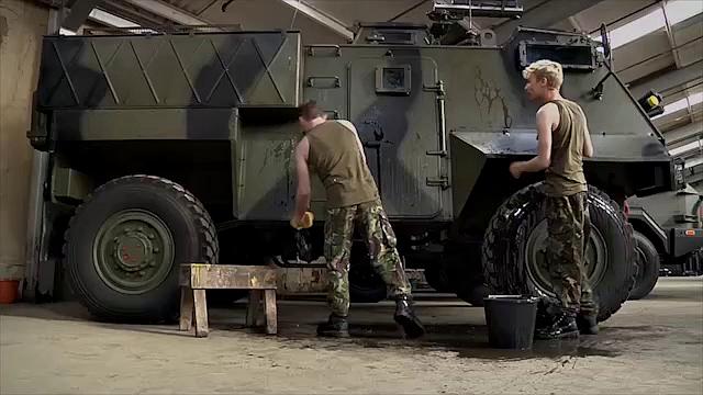 Разрушители жоп - Колби и Джонни