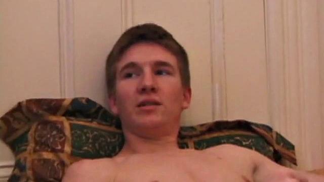 Twink Boy Casey Jacks Off
