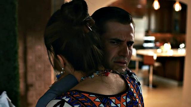 Curvy MILF riding cock before cumshot in mouth