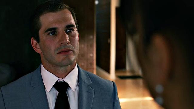 Curvy MILF riding cock before cumshot in mouth