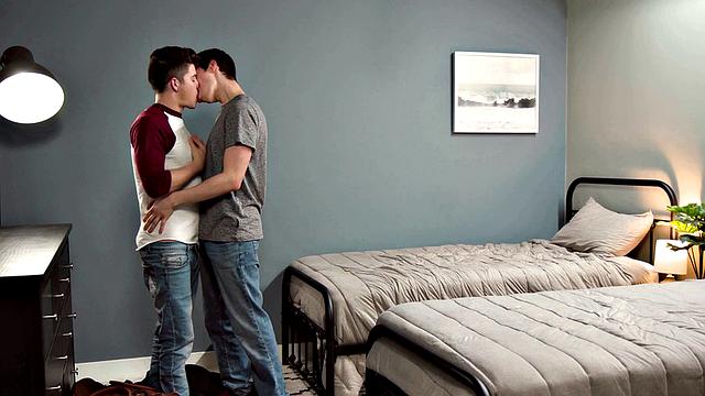 HETEROFLEXIBLE - Twink Adam Awbride Gives Himself A Facial While Getting Railed By Drake Von