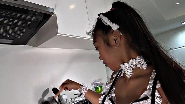 Cute Teen Finds Glass Dildo, Fucks Her Wet Pussy