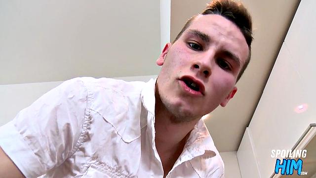 Skinny cute twink enjoys sucking