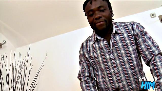 Nasty ebony assfucked at casting