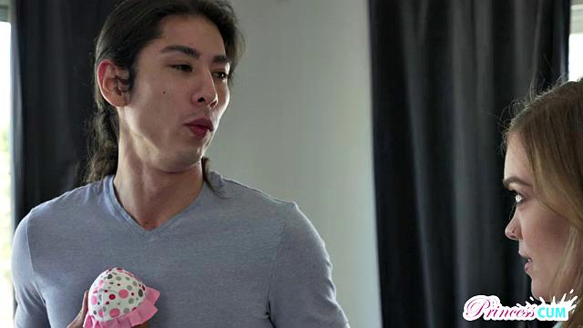 May 2022 Flavor Of The Month Katie Kush - S2:E10