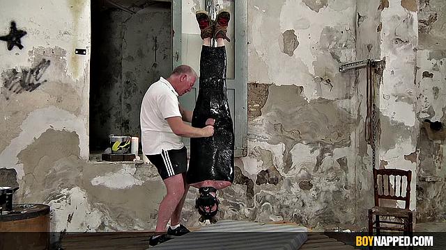 Гибкий парень Алекс - супер-послушный. Часть 3. Алекс Фо и Себастьян Кейн