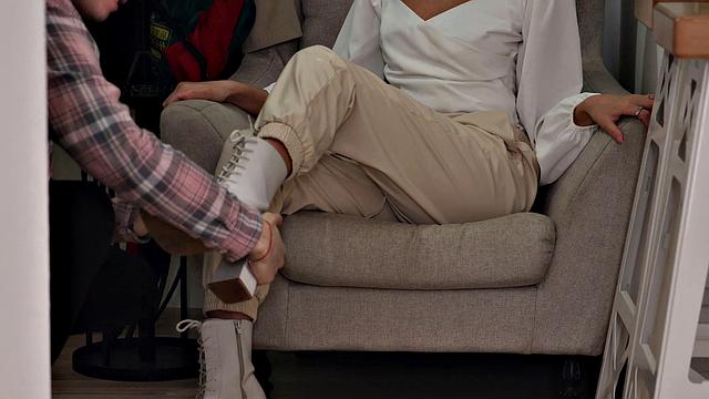 Casual Teen Sex - Emily C - After a Table She Got Creamed