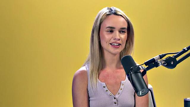 Hairypussy 21yo masturbates her bushy bush after casting