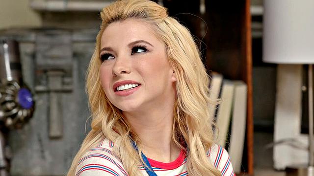 GIRLSWAY - Wild Petite Maids Kenzie Reeves & Marykate Moss SQUIRT EVERYWHERE With Alina Lopez