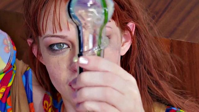 Kinky slut gags on deepthroating