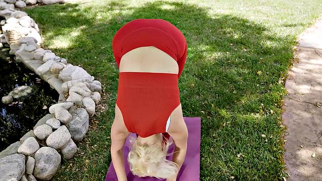 MommyBlowsBest - Big Busty Milfs Compilation - Older Babes Sucking Dick