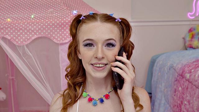 мади скачет на члене у взрослого мужика и ловит сперму на лицо