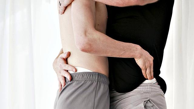 Muscled old daddy assdrilled by skinny top twink