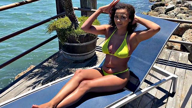 Alina Has A Messy Face