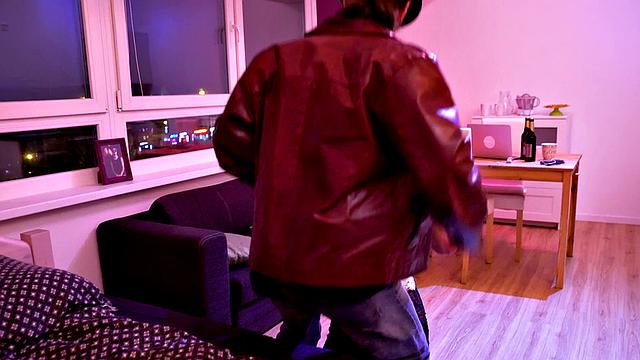 Hitzefrei.dating - Where Sex Dreams Come True!