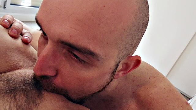 Pamela Makes A Sex Tape