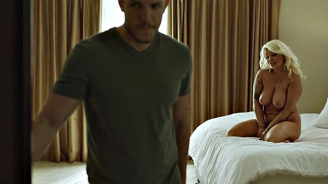 Big booty milf fucked by big dick in wet pussy