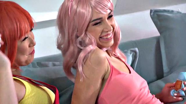 21yo petite nympho bitch fucked by nice dick in threesome