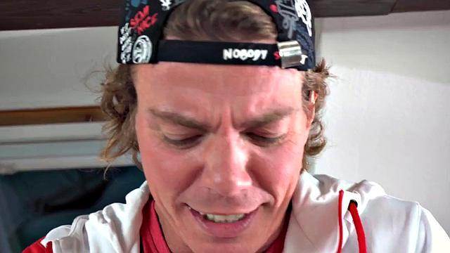 21yo petite nympho bitch fucked by nice dick in threesome