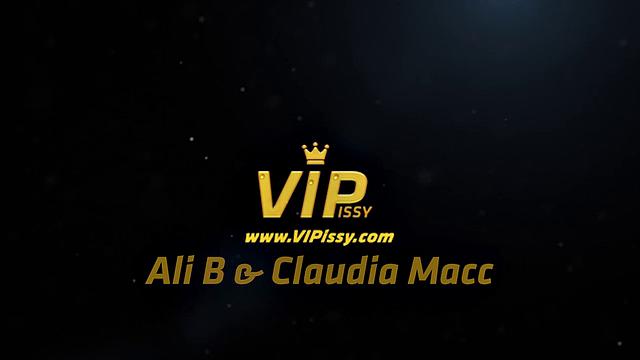 Piss In Mouth Action For Hotties