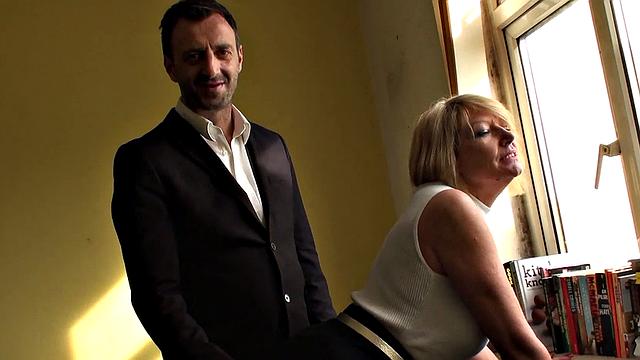 SubSlut MILF Amy: Birth Of A Spank Slut