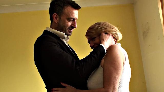 SubSlut MILF Amy: Birth Of A Spank Slut