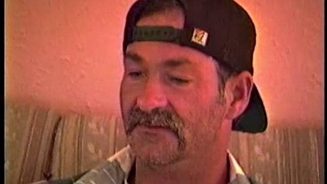 хенри жёстко берёт зрелого едди и не останавливается