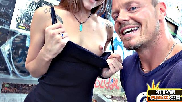 21yo inked German babe outdoor pussyfucked in close up