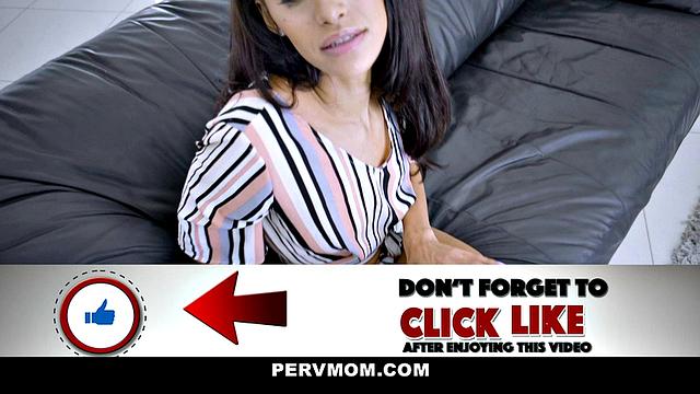 Calming MILF Coochie Pampering