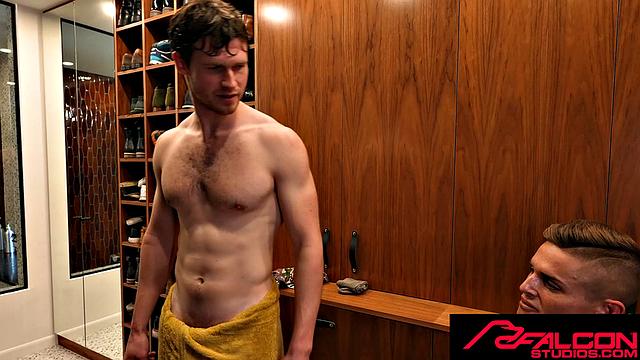 FalconStudios - Hot Jock Does Census On Big Dick Fucking His Tight Ass