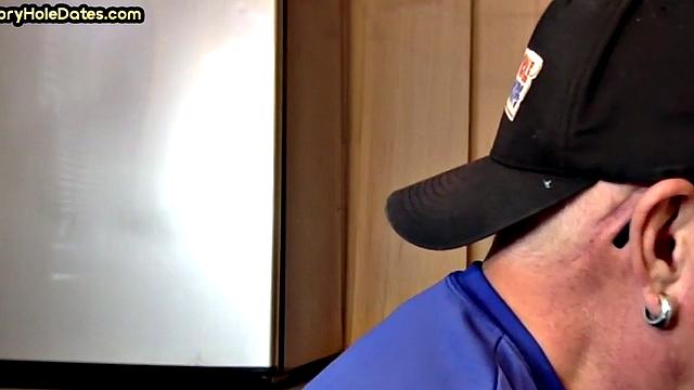 Real gloryhole amateur giving head