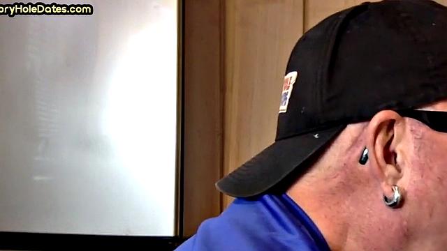 Real gloryhole amateur giving head