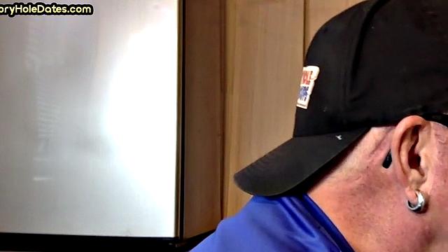 Real gloryhole amateur giving head