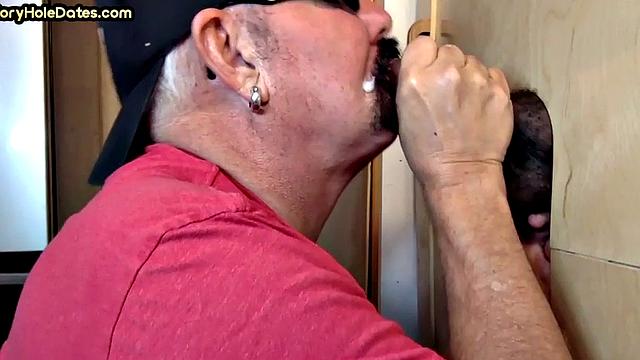 Gloryhole amateur mature gay sucks Black at home