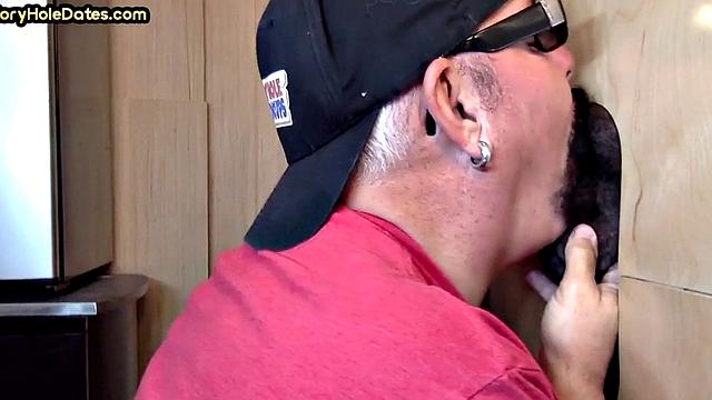 Gloryhole amateur mature gay sucks Black at home