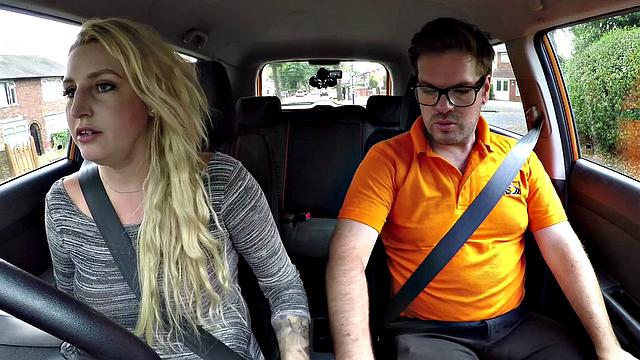 Cheating blonde slurps up a cumshot